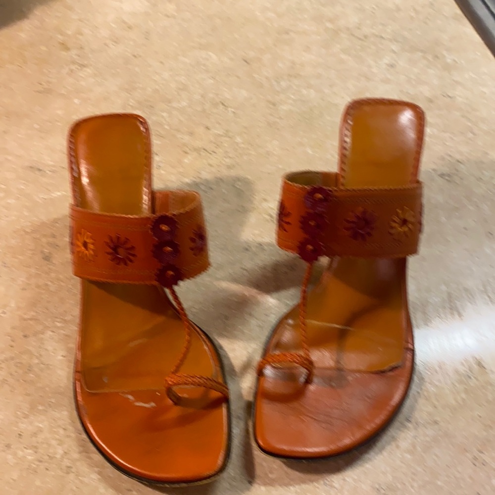brown sandals / heels decorated ornate leather